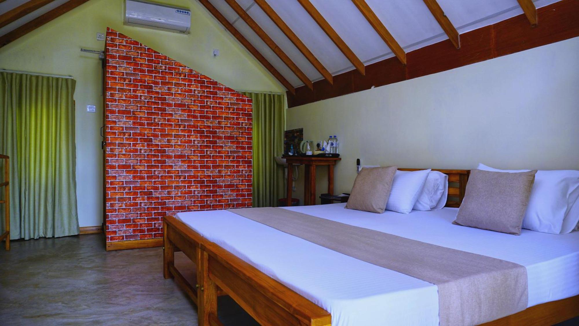 Sigiri Saat Cabana Sigiriya Bagian luar foto