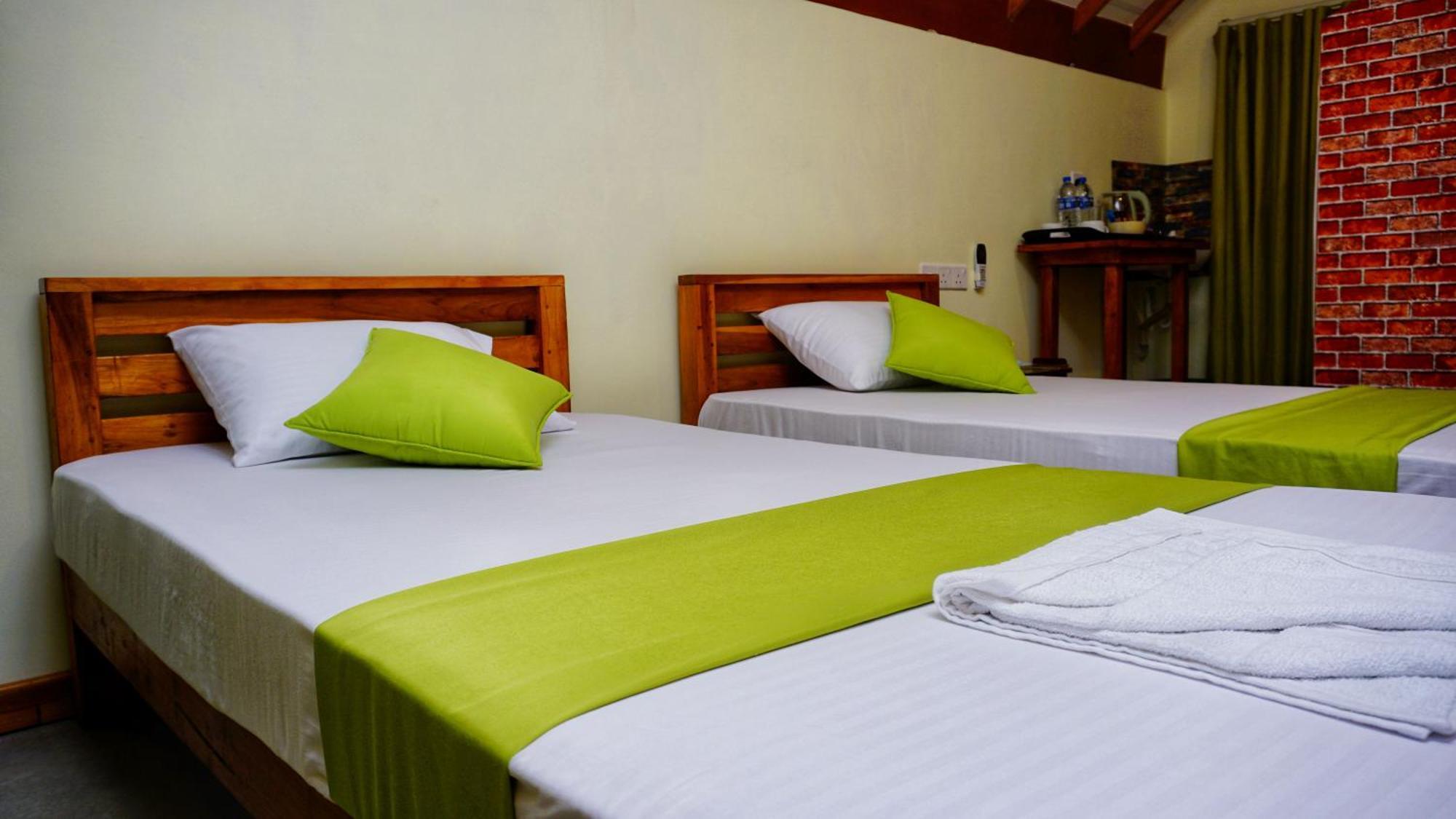 Sigiri Saat Cabana Sigiriya Bagian luar foto