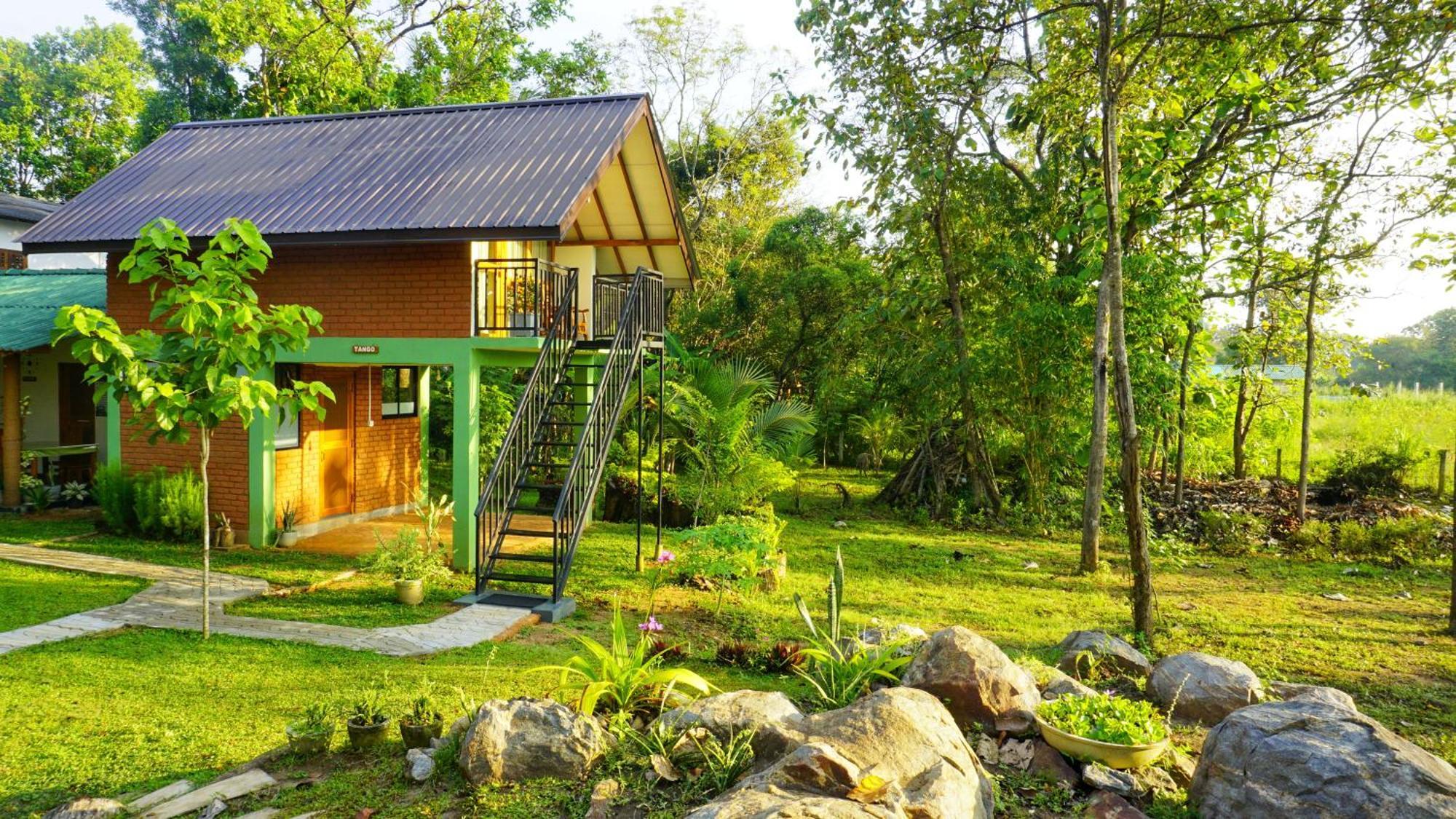 Sigiri Saat Cabana Sigiriya Bagian luar foto